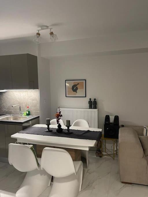 Niarchos Apartment III Athén Kültér fotó
